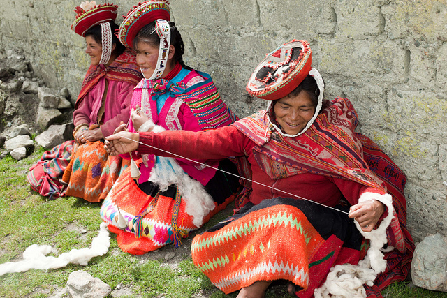weaving, patacancha, textiles